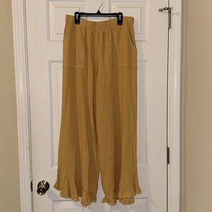 Umgee USA Wide Leg Pant in Honey. Sz Large
